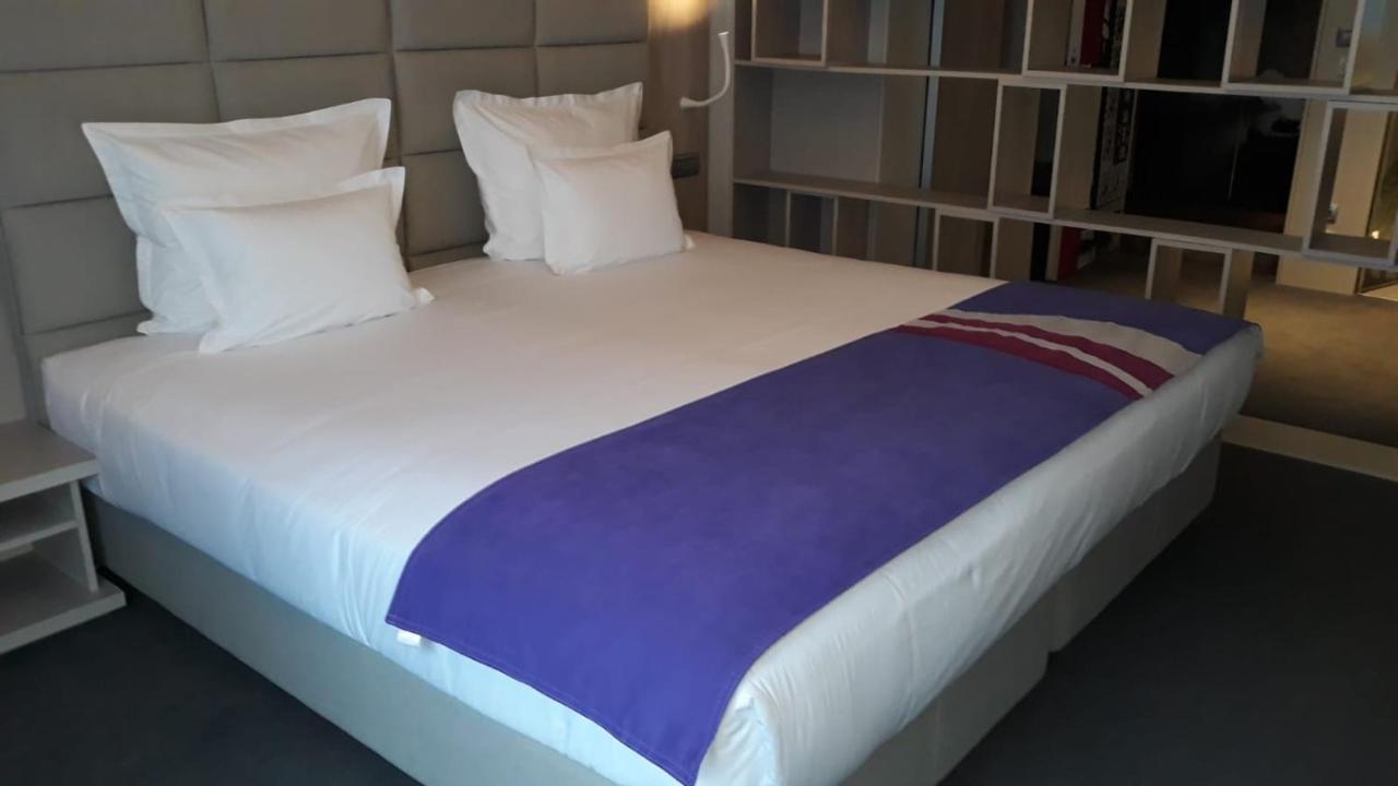 Hotel Colors Inn ซาราเยโว ภายนอก รูปภาพ