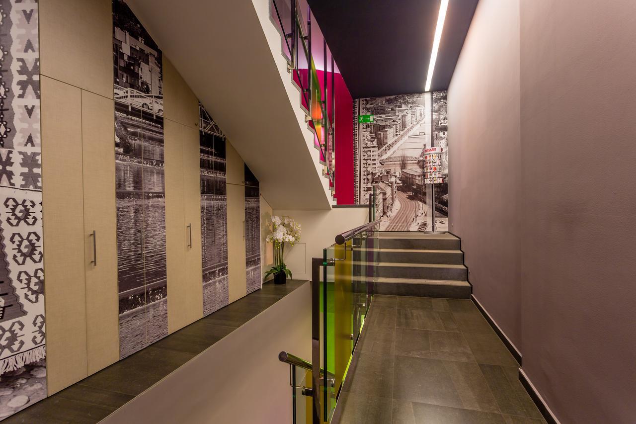 Hotel Colors Inn ซาราเยโว ภายนอก รูปภาพ