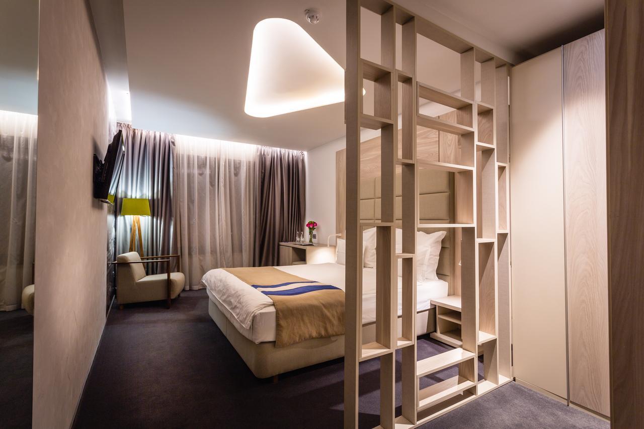 Hotel Colors Inn ซาราเยโว ภายนอก รูปภาพ