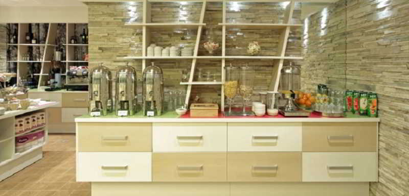 Hotel Colors Inn ซาราเยโว ภายนอก รูปภาพ
